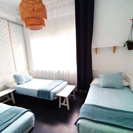 Отель Hostal Mafer Сантьяго-де-Компостела Экстерьер фото