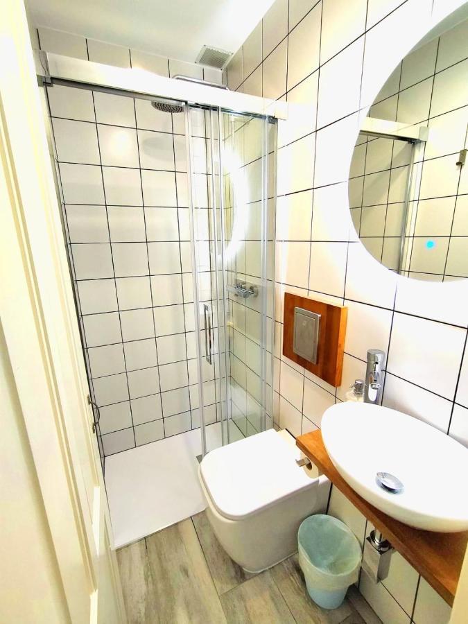 Отель Hostal Mafer Сантьяго-де-Компостела Экстерьер фото