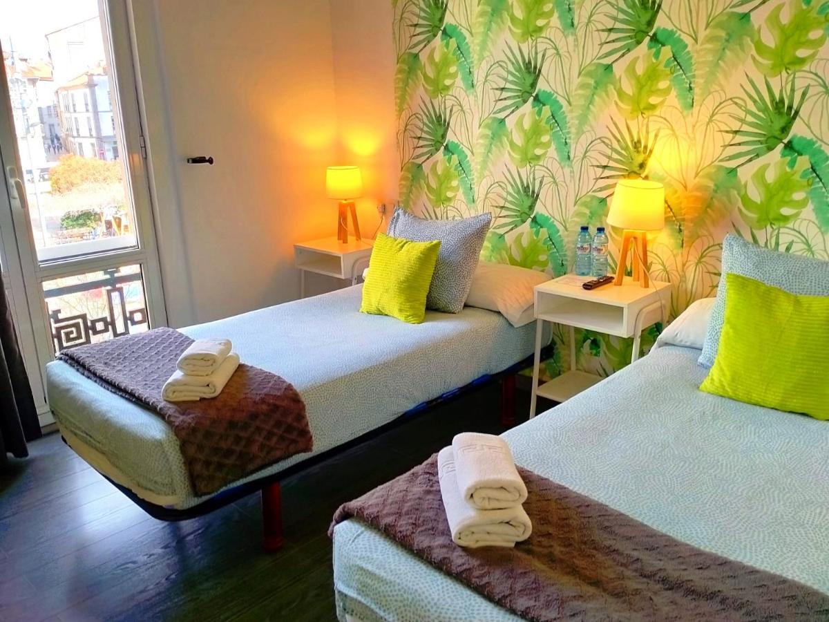 Hostal Mafer Сантьяго-де-Компостела Экстерьер фото